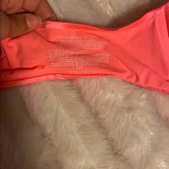 Victoria Secret Racerback Bra - Picture 4 of 4